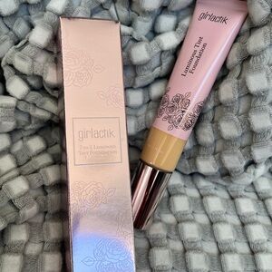 NEW! Girlactik 2-in-1 Luminous Tint Foundation - P3 Neutral